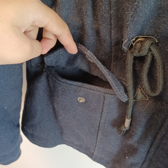 Areopostale - Picture 5 of 9